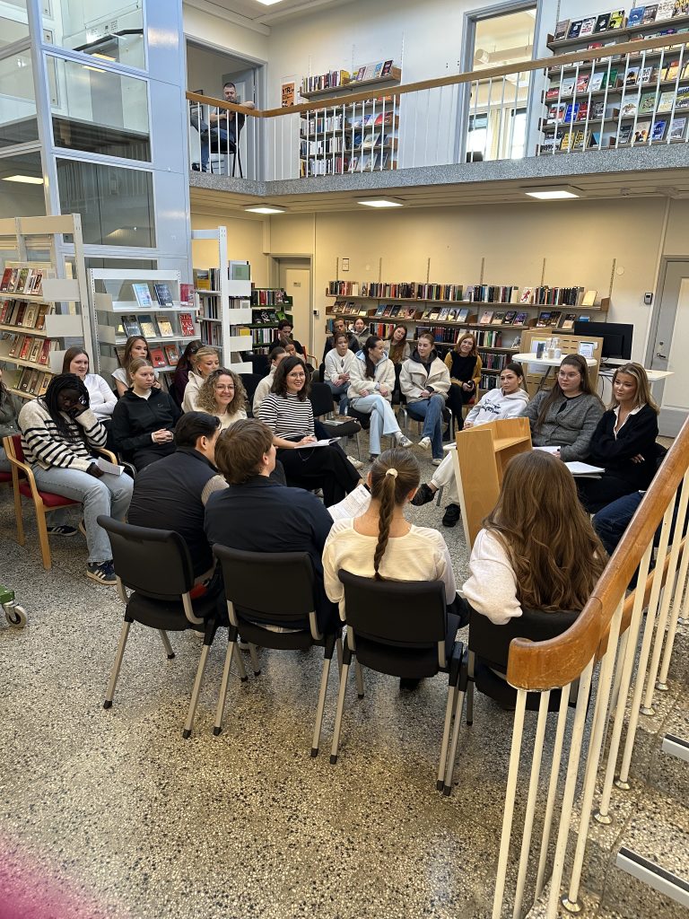 elever fra fauske bibliotek